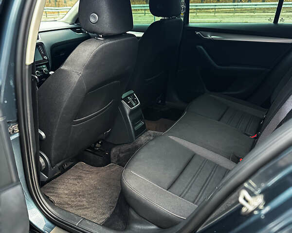 Сірий Шкода Октавія, об'ємом двигуна 1.97 л та пробігом 199 тис. км за 16500 $, фото 11 на Automoto.ua