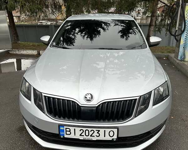 Сірий Шкода Октавія, об'ємом двигуна 1.4 л та пробігом 135 тис. км за 14499 $, фото 3 на Automoto.ua