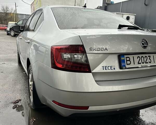 Сірий Шкода Октавія, об'ємом двигуна 1.4 л та пробігом 135 тис. км за 14499 $, фото 23 на Automoto.ua