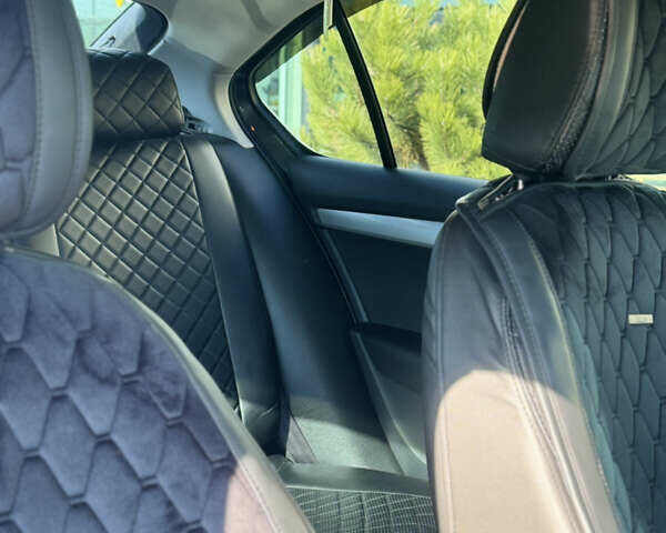 Серый Шкода Октавия, объемом двигателя 1.4 л и пробегом 122 тыс. км за 17200 $, фото 11 на Automoto.ua