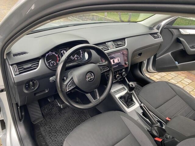 Серый Шкода Октавия, объемом двигателя 1.4 л и пробегом 224 тыс. км за 12300 $, фото 11 на Automoto.ua