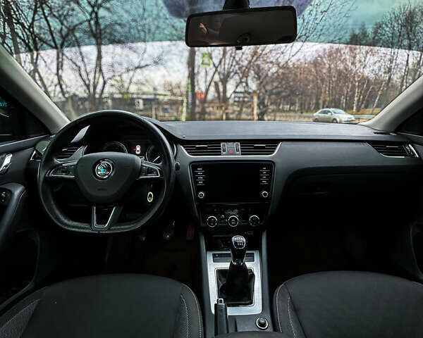 Сірий Шкода Октавія, об'ємом двигуна 1.97 л та пробігом 199 тис. км за 16500 $, фото 7 на Automoto.ua
