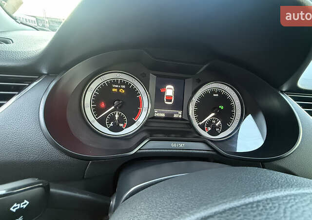 Серый Шкода Октавия, объемом двигателя 1.8 л и пробегом 245 тыс. км за 14200 $, фото 8 на Automoto.ua