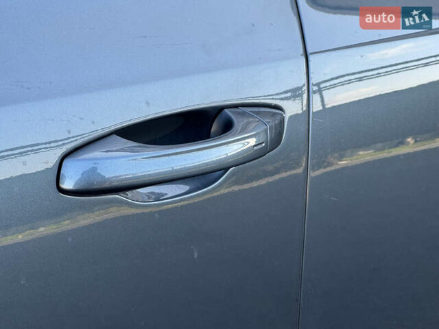 Серый Шкода Октавия, объемом двигателя 2 л и пробегом 233 тыс. км за 17350 $, фото 62 на Automoto.ua