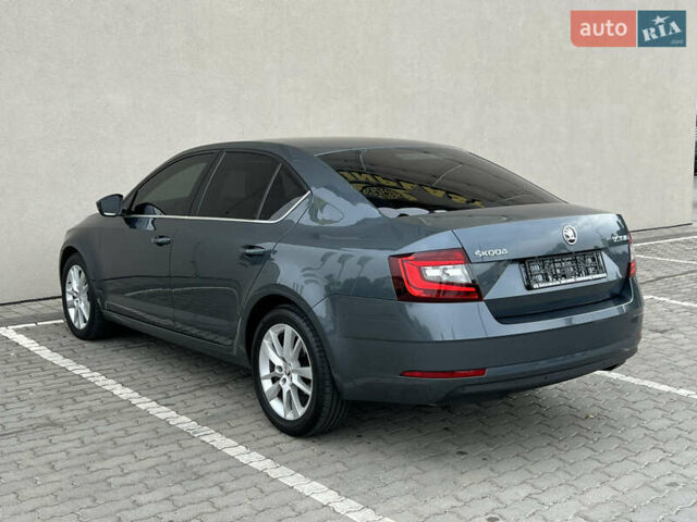 Серый Шкода Октавия, объемом двигателя 2 л и пробегом 232 тыс. км за 16999 $, фото 26 на Automoto.ua