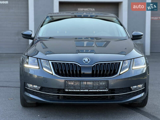 Серый Шкода Октавия, объемом двигателя 2 л и пробегом 233 тыс. км за 17350 $, фото 19 на Automoto.ua