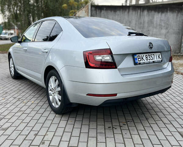 Сірий Шкода Октавія, об'ємом двигуна 1.97 л та пробігом 217 тис. км за 13000 $, фото 3 на Automoto.ua