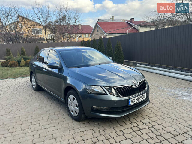 Серый Шкода Октавия, объемом двигателя 1.6 л и пробегом 97 тыс. км за 14950 $, фото 5 на Automoto.ua