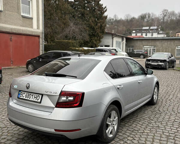 Серый Шкода Октавия, объемом двигателя 1.4 л и пробегом 180 тыс. км за 14500 $, фото 2 на Automoto.ua