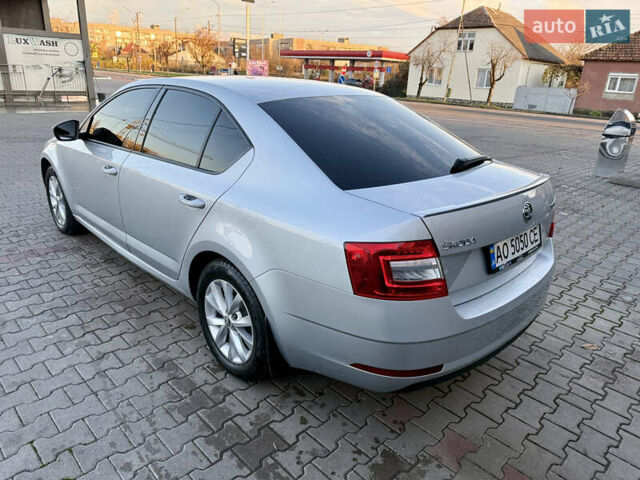 Сірий Шкода Октавія, об'ємом двигуна 2 л та пробігом 243 тис. км за 15800 $, фото 7 на Automoto.ua