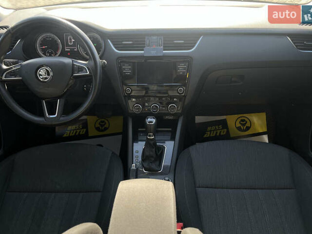 Серый Шкода Октавия, объемом двигателя 1.6 л и пробегом 277 тыс. км за 14000 $, фото 13 на Automoto.ua