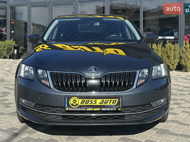 Серый Шкода Октавия, объемом двигателя 1.6 л и пробегом 277 тыс. км за 14000 $, фото 1 на Automoto.ua