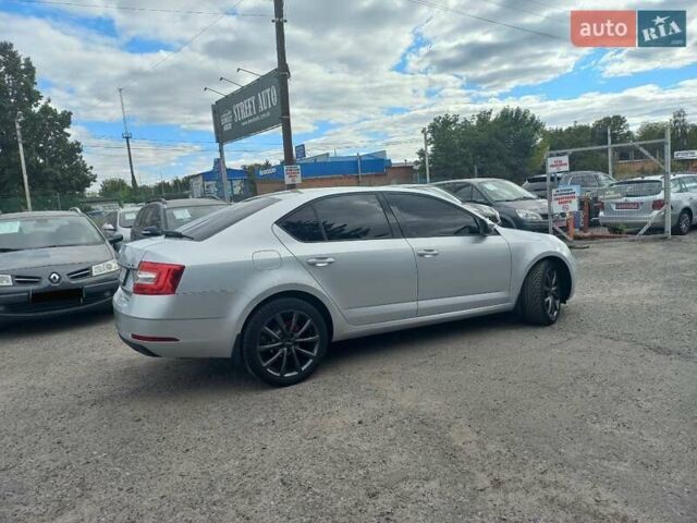 Шкода Октавия 2019 в Полтаве на Automoto.ua Серый Шкода Октавия, объемом двигателя 1.6 л и пробегом 181 тыс. км за 13999 $, фото 4 на Automoto.ua