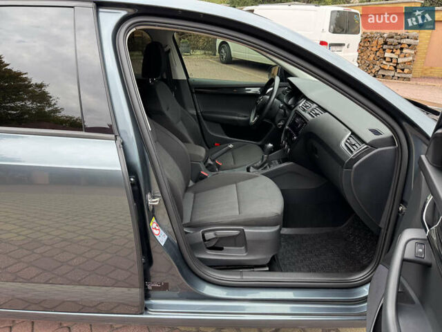 Сірий Шкода Октавія, об'ємом двигуна 2 л та пробігом 190 тис. км за 17500 $, фото 54 на Automoto.ua