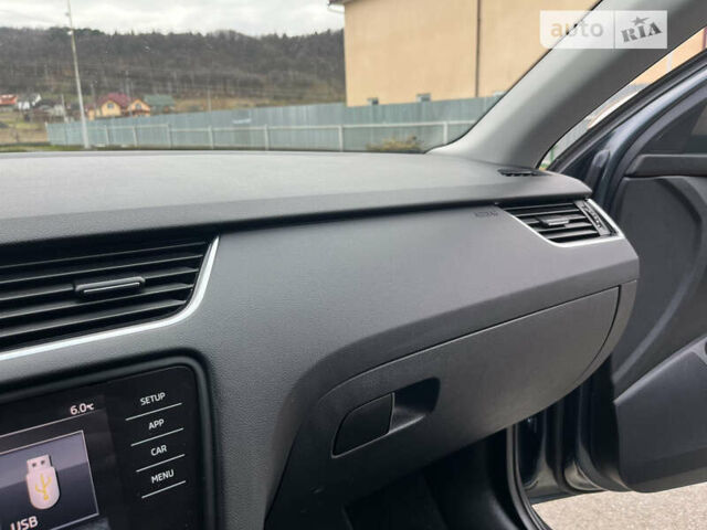 Сірий Шкода Октавія, об'ємом двигуна 2 л та пробігом 236 тис. км за 17400 $, фото 63 на Automoto.ua