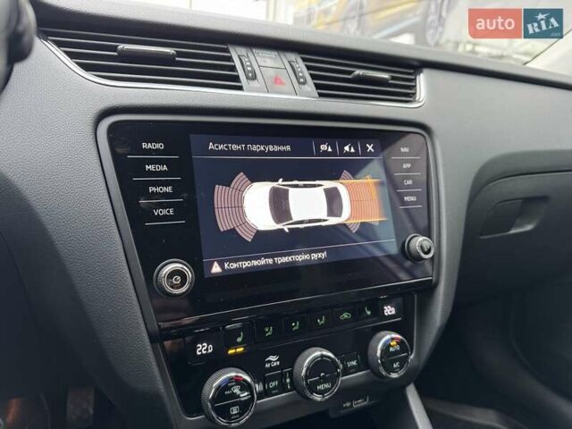 Сірий Шкода Октавія, об'ємом двигуна 1.97 л та пробігом 152 тис. км за 18224 $, фото 27 на Automoto.ua