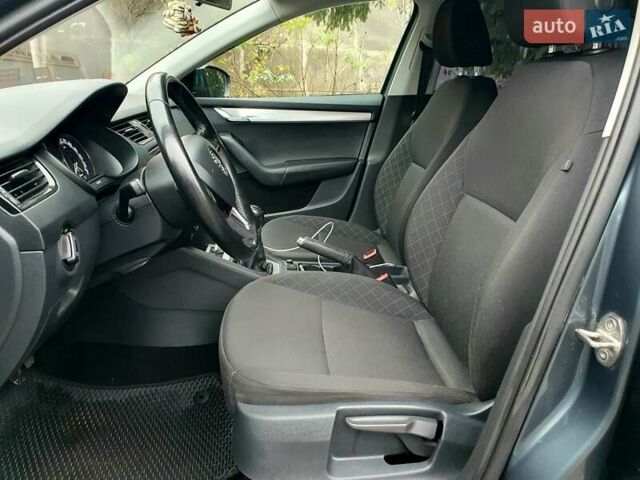 Серый Шкода Октавия, объемом двигателя 1.6 л и пробегом 230 тыс. км за 13700 $, фото 20 на Automoto.ua