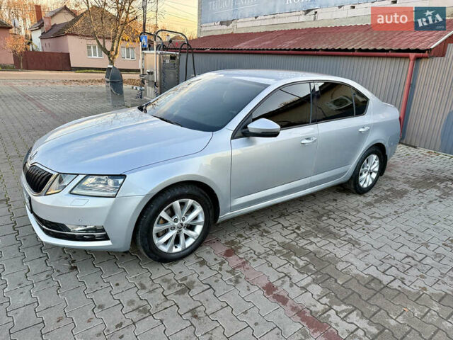 Сірий Шкода Октавія, об'ємом двигуна 2 л та пробігом 243 тис. км за 15800 $, фото 9 на Automoto.ua