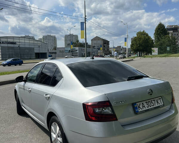 Серый Шкода Октавия, объемом двигателя 1.97 л и пробегом 212 тыс. км за 17500 $, фото 7 на Automoto.ua
