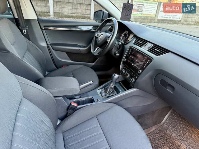 Сірий Шкода Октавія, об'ємом двигуна 2 л та пробігом 243 тис. км за 15800 $, фото 26 на Automoto.ua