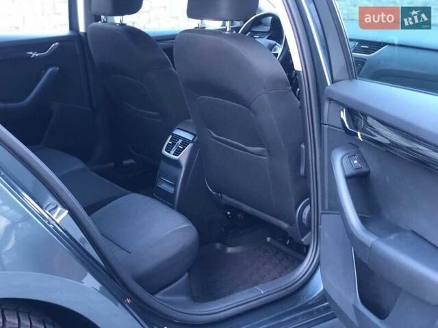 Серый Шкода Октавия, объемом двигателя 1.97 л и пробегом 228 тыс. км за 17500 $, фото 46 на Automoto.ua