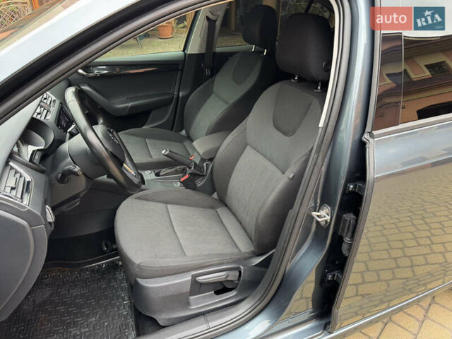 Сірий Шкода Октавія, об'ємом двигуна 2 л та пробігом 190 тис. км за 17500 $, фото 35 на Automoto.ua