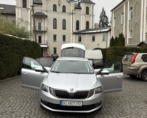 Серый Шкода Октавия, объемом двигателя 1.4 л и пробегом 180 тыс. км за 14500 $, фото 6 на Automoto.ua