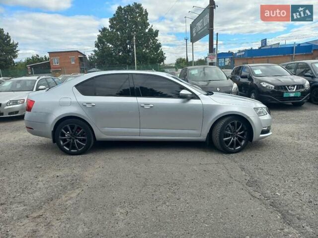 Шкода Октавия 2019 в Полтаве на Automoto.ua Серый Шкода Октавия, объемом двигателя 1.6 л и пробегом 181 тыс. км за 13999 $, фото 9 на Automoto.ua