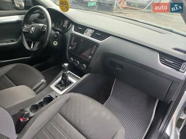 Шкода Октавия 2019 в Полтаве на Automoto.ua Серый Шкода Октавия, объемом двигателя 1.6 л и пробегом 181 тыс. км за 13999 $, фото 18 на Automoto.ua