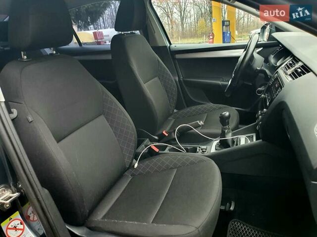 Серый Шкода Октавия, объемом двигателя 1.6 л и пробегом 230 тыс. км за 13700 $, фото 19 на Automoto.ua