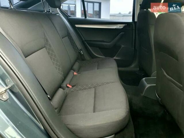 Шкода Октавия 2019 в Киеве на Automoto.ua Серый Шкода Октавия, объемом двигателя 1.6 л и пробегом 230 тыс. км за 13490 $, фото 23 на Automoto.ua