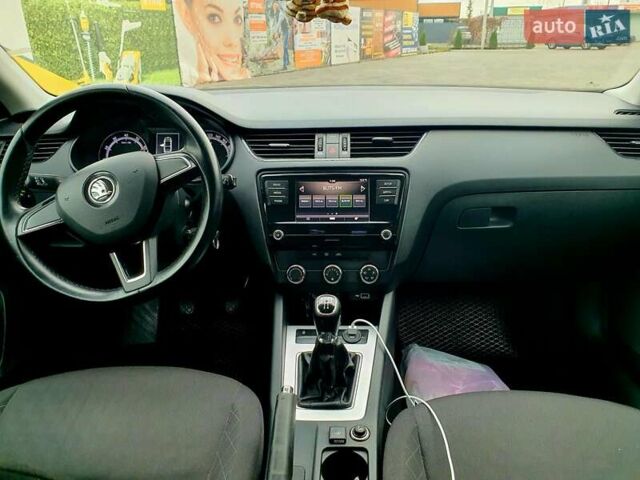 Шкода Октавия 2019 в Киеве на Automoto.ua Серый Шкода Октавия, объемом двигателя 1.6 л и пробегом 230 тыс. км за 13490 $, фото 26 на Automoto.ua