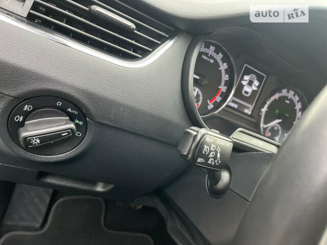 Сірий Шкода Октавія, об'ємом двигуна 2 л та пробігом 236 тис. км за 17400 $, фото 66 на Automoto.ua