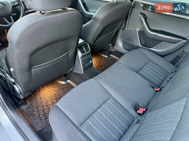 Сірий Шкода Октавія, об'ємом двигуна 2 л та пробігом 243 тис. км за 15800 $, фото 20 на Automoto.ua