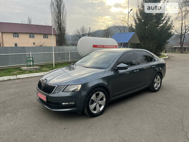 Сірий Шкода Октавія, об'ємом двигуна 2 л та пробігом 236 тис. км за 17400 $, фото 82 на Automoto.ua