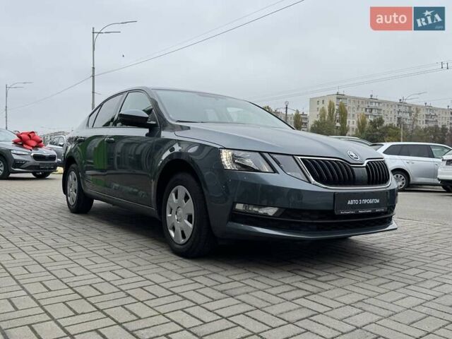Шкода Октавия 2019 в Киеве на Automoto.ua Серый Шкода Октавия, объемом двигателя 1.6 л и пробегом 168 тыс. км за 14900 $, фото 8 на Automoto.ua