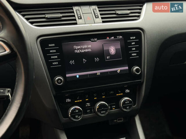 Сірий Шкода Октавія, об'ємом двигуна 2 л та пробігом 190 тис. км за 17500 $, фото 45 на Automoto.ua