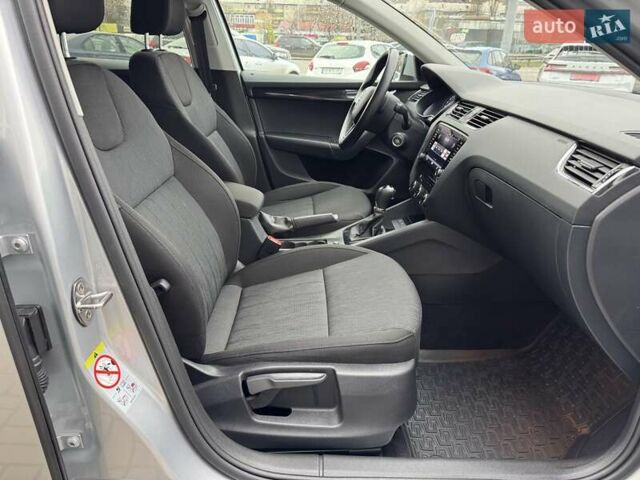 Сірий Шкода Октавія, об'ємом двигуна 1.97 л та пробігом 152 тис. км за 18224 $, фото 18 на Automoto.ua