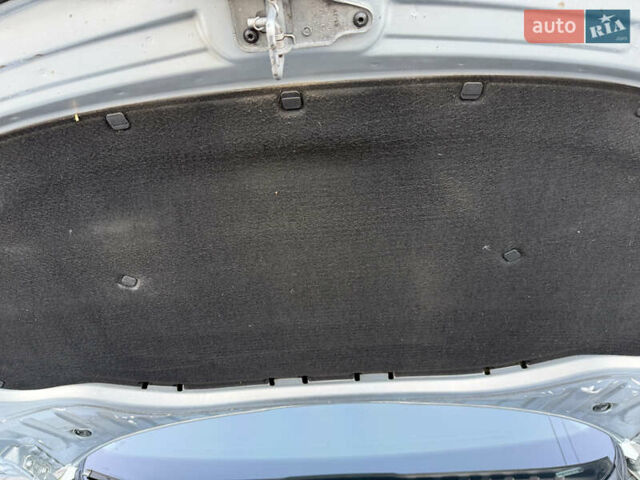 Сірий Шкода Октавія, об'ємом двигуна 2 л та пробігом 243 тис. км за 15800 $, фото 31 на Automoto.ua