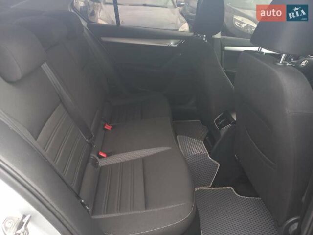 Шкода Октавия 2019 в Полтаве на Automoto.ua Серый Шкода Октавия, объемом двигателя 1.6 л и пробегом 181 тыс. км за 13999 $, фото 17 на Automoto.ua