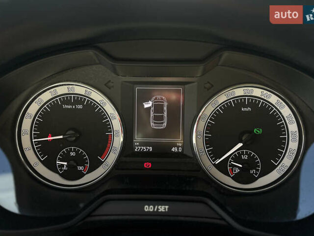 Серый Шкода Октавия, объемом двигателя 1.6 л и пробегом 277 тыс. км за 14000 $, фото 22 на Automoto.ua