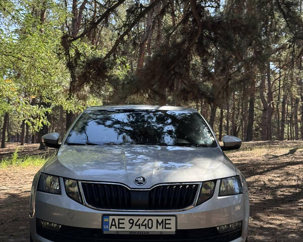 Сірий Шкода Октавія, об'ємом двигуна 1.6 л та пробігом 115 тис. км за 15899 $, фото 8 на Automoto.ua