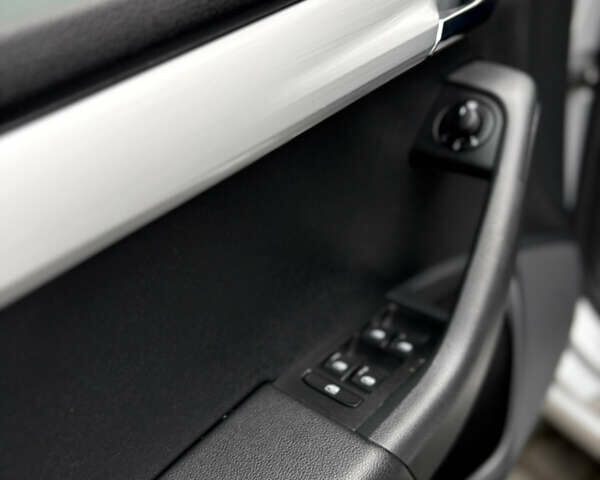 Серый Шкода Октавия, объемом двигателя 1.4 л и пробегом 180 тыс. км за 14500 $, фото 15 на Automoto.ua