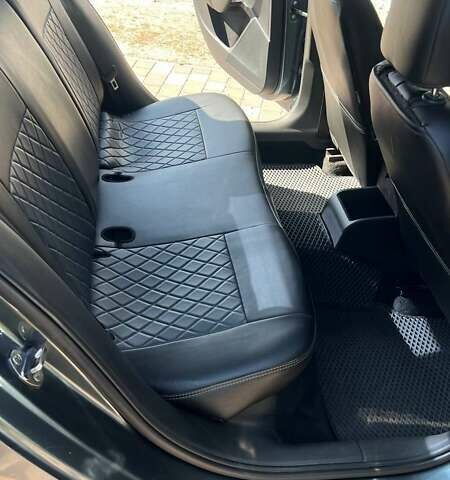 Сірий Шкода Октавія, об'ємом двигуна 1.6 л та пробігом 230 тис. км за 13700 $, фото 9 на Automoto.ua