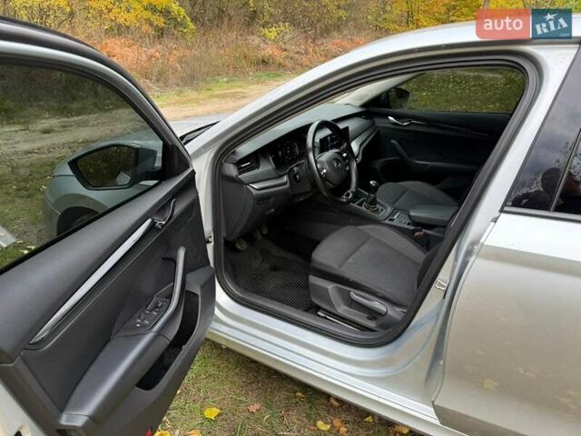 Шкода Октавія 2020 у Харкові на Automoto.ua Сірий Шкода Октавія, об'ємом двигуна 1.5 л та пробігом 210 тис. км за 17000 $, фото 7 на Automoto.ua