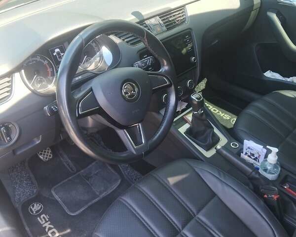 Шкода Октавия 2020 в Запорожье на Automoto.ua Серый Шкода Октавия, объемом двигателя 1.6 л и пробегом 175 тыс. км за 16100 $, фото 5 на Automoto.ua