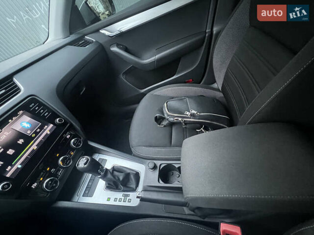 Серый Шкода Октавия, объемом двигателя 1.4 л и пробегом 68 тыс. км за 16899 $, фото 22 на Automoto.ua