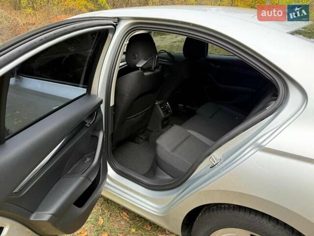 Шкода Октавія 2020 у Харкові на Automoto.ua Сірий Шкода Октавія, об'ємом двигуна 1.5 л та пробігом 210 тис. км за 17000 $, фото 10 на Automoto.ua
