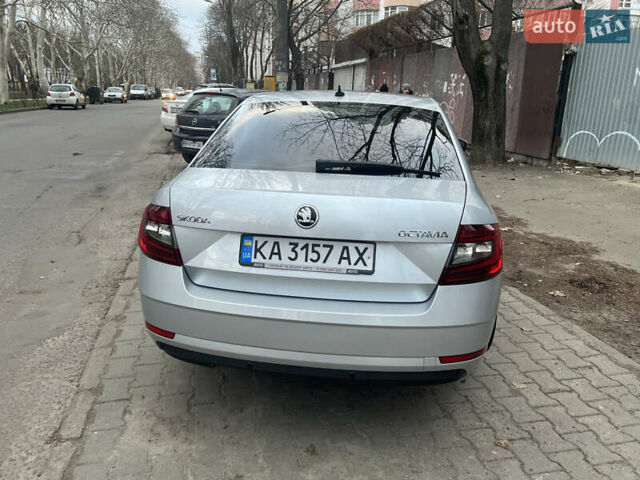 Серый Шкода Октавия, объемом двигателя 1.4 л и пробегом 68 тыс. км за 16899 $, фото 5 на Automoto.ua