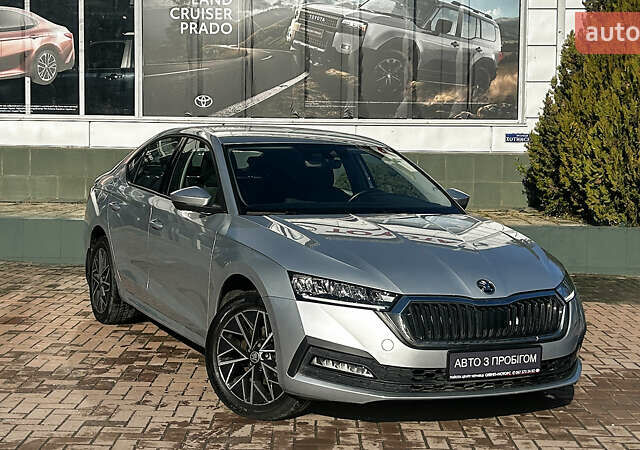 Серый Шкода Октавия, объемом двигателя 1.5 л и пробегом 34 тыс. км за 18965 $, фото 2 на Automoto.ua